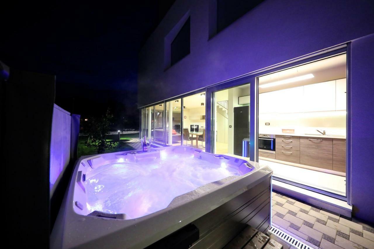 Caisa- Luxury Apartment 20 M From The Sea Zadar Exterior foto